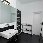 Casa Augusta - Urban Living Apartment